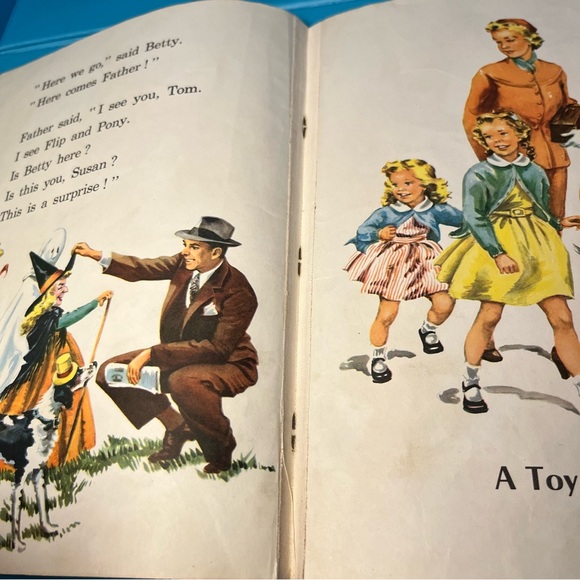 ⭐️ My Little Green Story Book - Ginn and Company - Picture 11 of 14